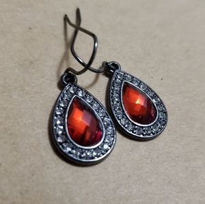 Red Stoned Teardrop Earring